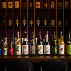 豊洲直送の鮮魚と銘酒。