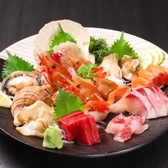 特選鮮魚9点刺身盛り