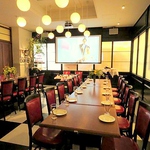 ＜結婚式2次会も＞プロジェクターや音響、マイクなど各種機材も完備。結婚式2次会にもお薦めです！