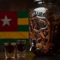 トーゴのお酒をお楽しみいただけます