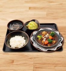 牛たんシチュー定食