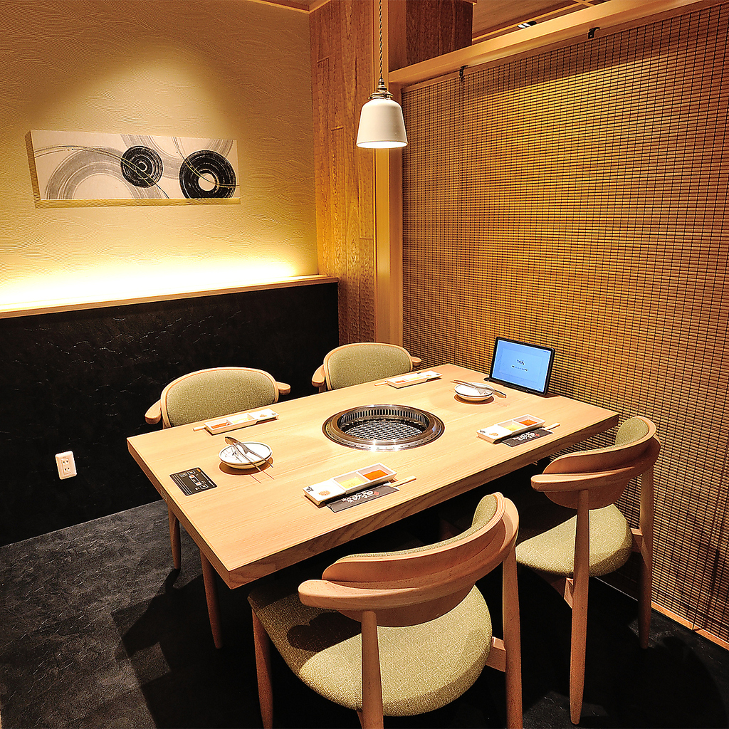 上本町/谷町九丁目/個室/焼肉/肉/肉寿司/デート/誕生日/記念日/サプライズ/ランチ