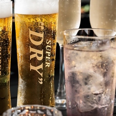 冷たいビールやハイボール、ワインも