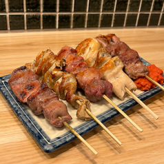 新鮮もつ焼き＆もつ刺し　酒場ハコザキ上野広小路店の特集写真