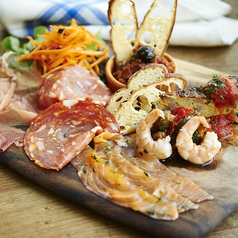 季節のおすすめや各種コースも充実