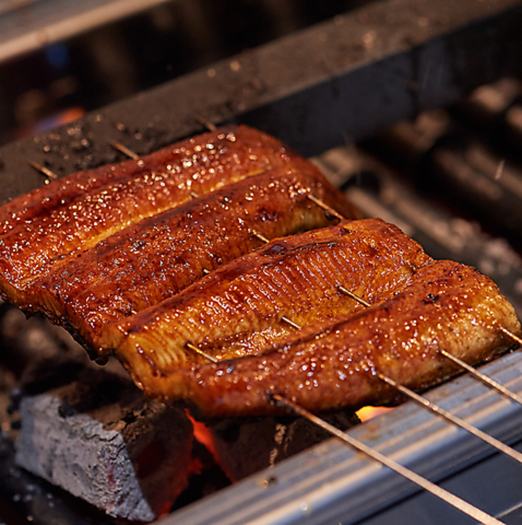 【当店の名物メニュー】ふっくらと焼き上げたうなぎは絶品。食欲そそられること間違いなし◎