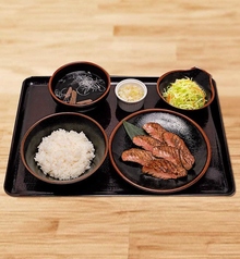 厚切り牛たん(3枚6切)