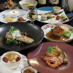 心身を癒やすコース料理の数々