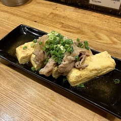 牛肉たま（牛煮込みだし巻き）