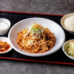 お得なランチメニュー！800円～！お替わり無料！