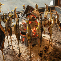 備長炭の炭火焼きで食材を美味しく焼き上げ♪