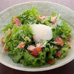 温玉シーザーサラダ/鰹節豆腐野菜サラダ
