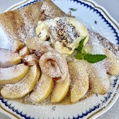 Creperie cafe Hanasaku クレープリー カフェ ハナサクの雰囲気3