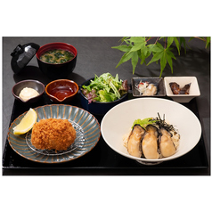 爆弾カキフライ定食