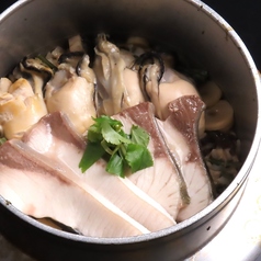 ブリとカキの釜飯 一合