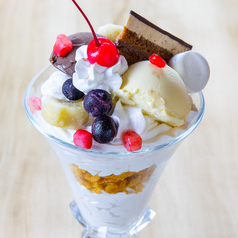 チョコレートバナナパフェ