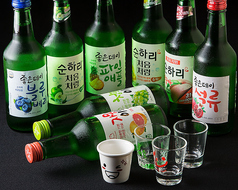 韓国焼酎など豊富なドリンクメニュー