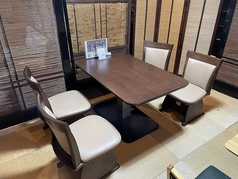 テーブル席　4人用