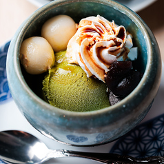 抹茶アイスの白玉クリームあんみつ