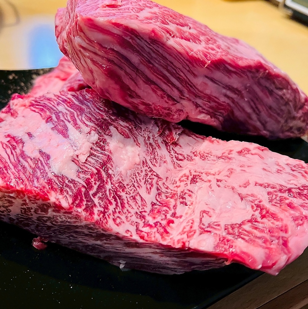 上質な国産牛をリーズナブルな価格でご提供。コース/アラカルト/ランチございます♪