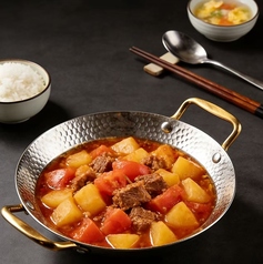 トマト牛すじ煮込み