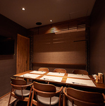 【VIPルーム】完全個室で人目を気にせず皆さんと思い出に残るお時間をお過ごしいただけます。