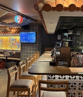 オープンスペースでのカラオケが楽しめるお店♪