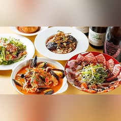 人気メニューを丸ごと楽しめる！飲み放題付きコース