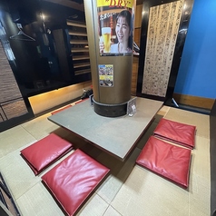 座敷　2名x４席　