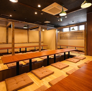 【焼き鳥×飲み放題×完全個室居酒屋】　鳥とも 川崎店の雰囲気1