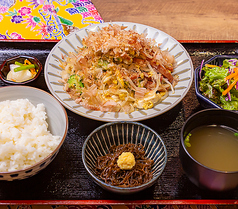 隠れすぎな居酒屋食堂 てぃーちのおすすめランチ1