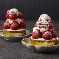 洗練された空間で叶える、大人のお祝い。素敵な時間を。