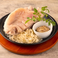 アイスバイン(豚すね肉の柔らか煮)