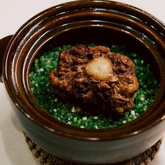 【売切御免】牛テールの土鍋めし（1人前）