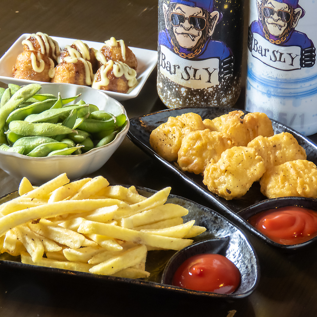 『ロシアンたこ焼』などゲーム感覚でみんなで楽しめる美味しいおつまみもご用意◎お待ちしています！