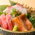 料理メニュー写真&nbsp;本日の鮮魚刺し3点（1人前）