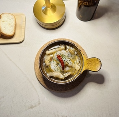 海老とキノコのアヒージョ バケット付き