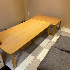 4~5人までご利用頂ける座敷席です。※ネット予約の人数は、大人の人数のみ選択をしてください。こちらのお席は混雑時2時間制になってしまう場合がございます。