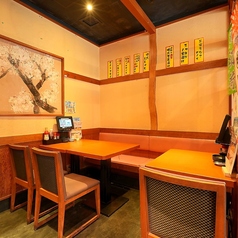 会社帰りのちょい飲みにもピッタリの2名様テーブル席☆