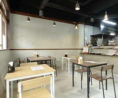 磯ロク鮮魚店の雰囲気1