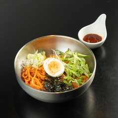 ビビン麺