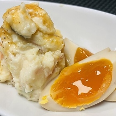 味玉子とポテサラ