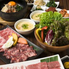炭火焼肉 おおむらの特集写真
