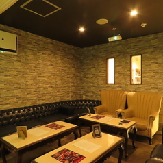 アミューズメントバー Lindo リンドーの特集写真