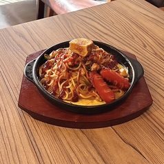 あつあつ鉄板ナポリタン