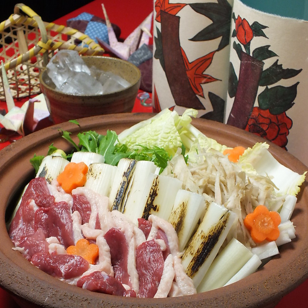 厳選された日本酒・焼酎も多彩に品揃えしております。こだわりの野菜・鮮魚・串とご一緒にどうぞ。