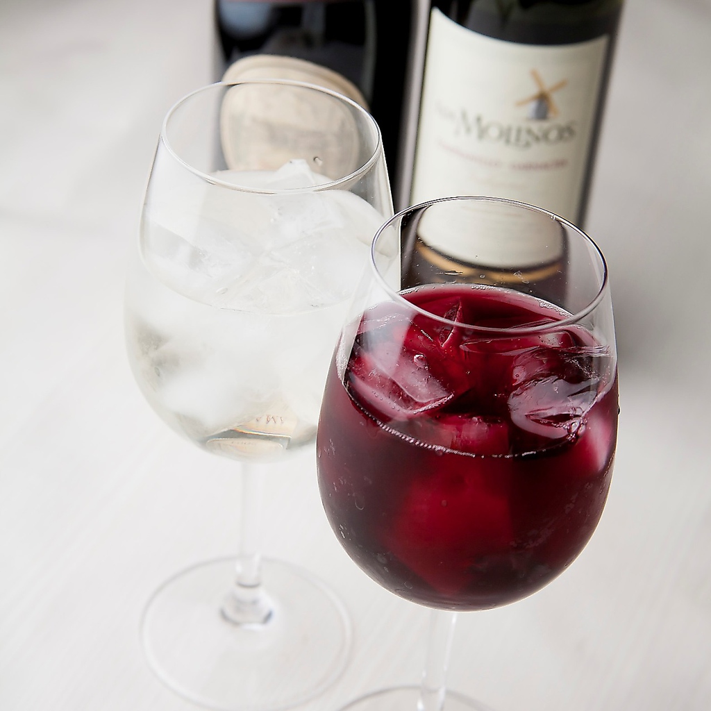 当店の飲み放題メニューは3プランをご用意！飲み放題付きの宴会コースも多彩にご用意しております◎