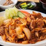 ランチは850円均一★サラリーマンの方もおなか一杯になってもらうため、赤字覚悟＆ボリューム満点◎