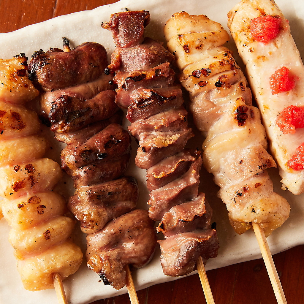 【串焼き】博多名物のぐるぐるのとり皮串はもちろん！やきとり、豚串に野菜巻き串も多数ご用意！