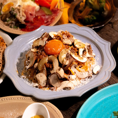 黒毛和牛とジャパンXのミートソース マッシュルーム添え